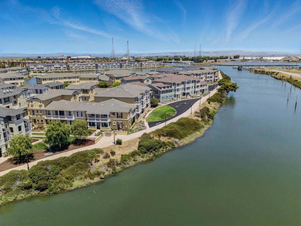 636 Fan Tail WAY #905, Redwood City, CA 94063