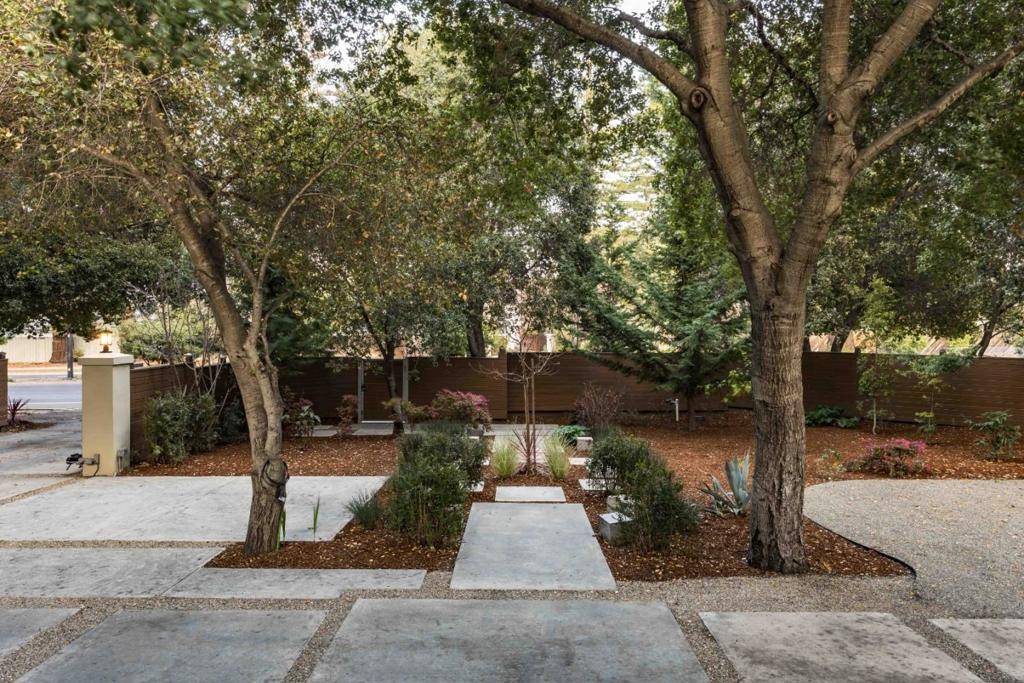 Los Altos, CA 94022,706 N San Antonio RD