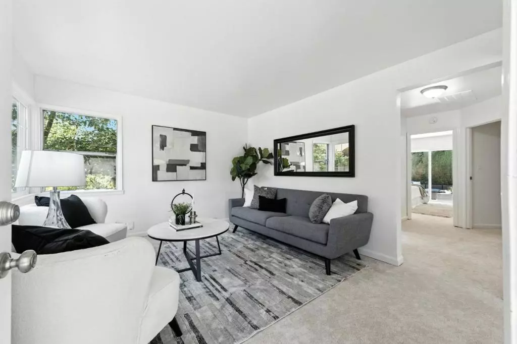Redwood City, CA 94061,6 Clinton CT