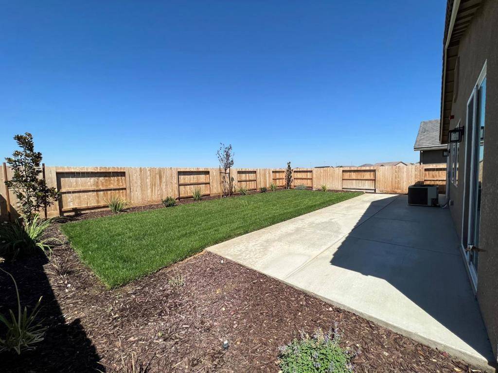 Los Banos, CA 93635,1232 Gypsum DR