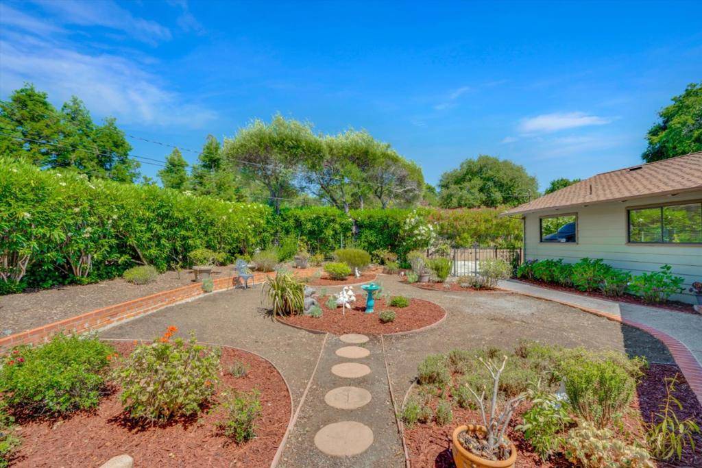 Portola Valley, CA 94028,10 Bear Gulch DR