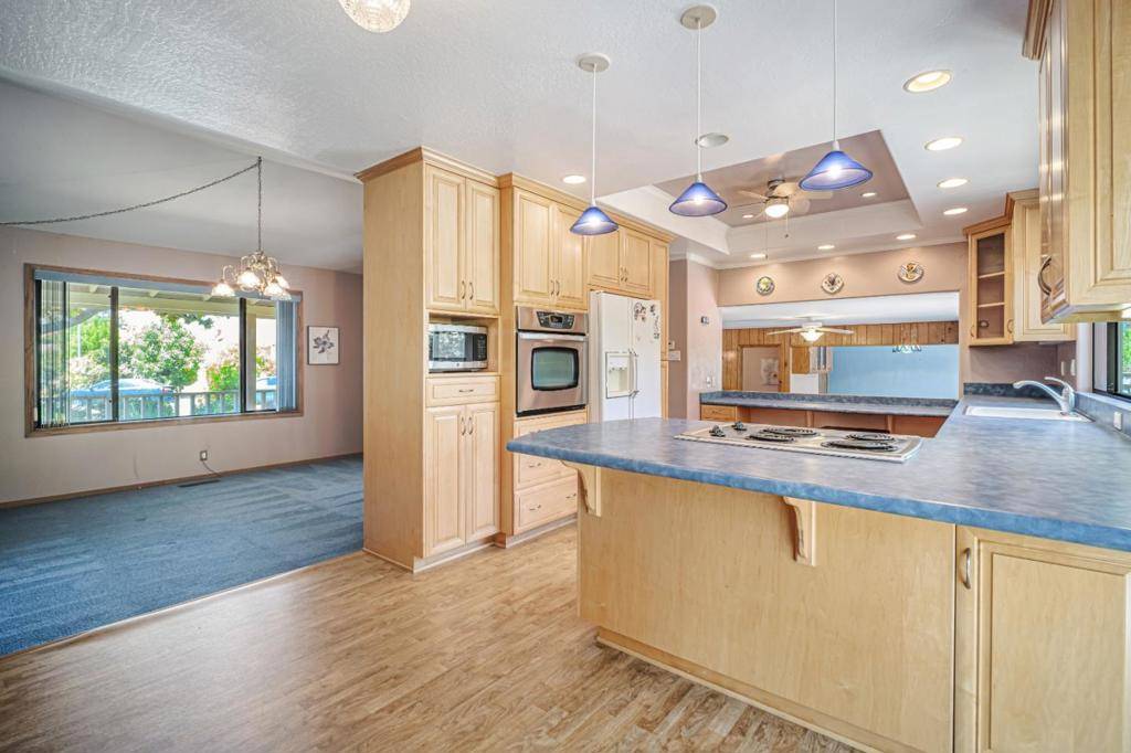 Fremont, CA 94539,40204 Hacienda CT