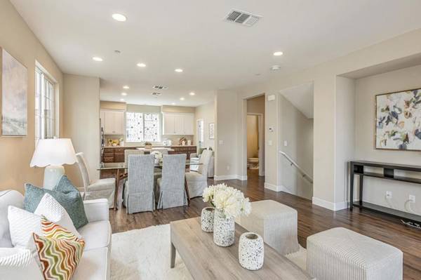 Hayward, CA 94544,217 Catherine PL