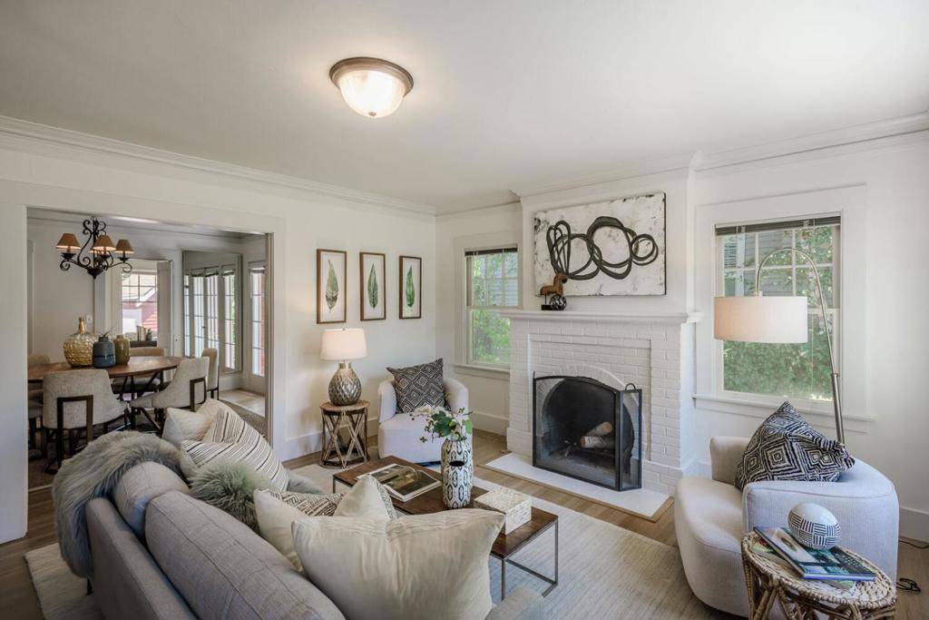 Burlingame, CA 94010,1124 Vancouver AVE