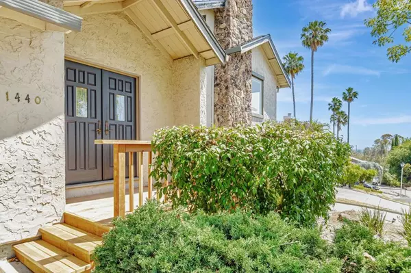 Los Altos, CA 94024,1440 Kring WAY