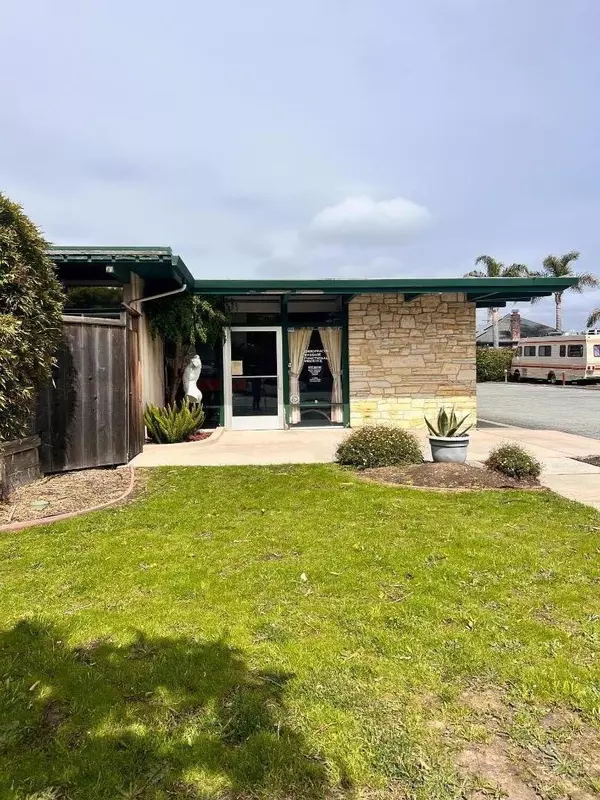 3811 Portola DR, Santa Cruz, CA 95062