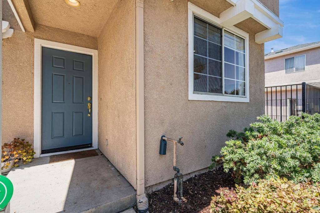 San Jose, CA 95116,1517 Hermocilla WAY
