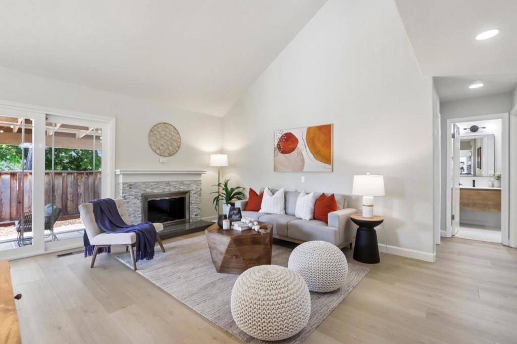 San Jose, CA 95132,3043 Crater LN