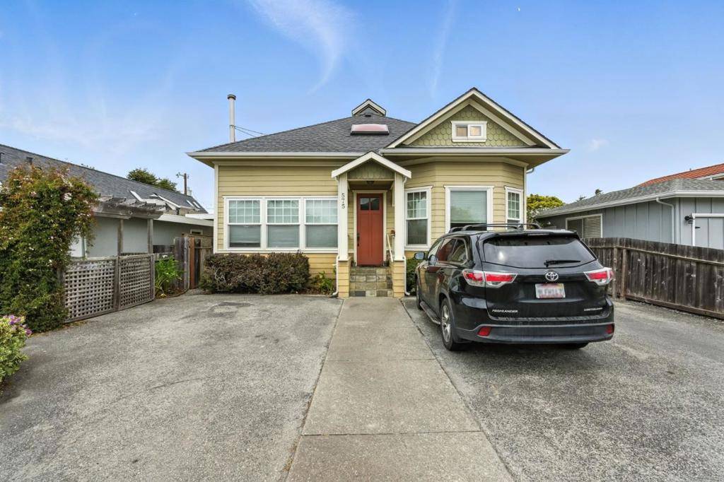 575 Myrtle ST, Half Moon Bay, CA 94019