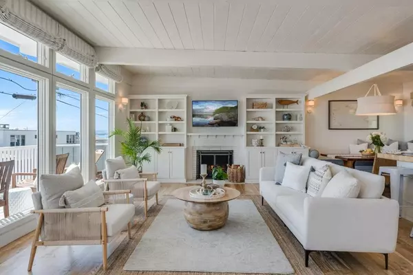 Aptos, CA 95003,621 Beach DR