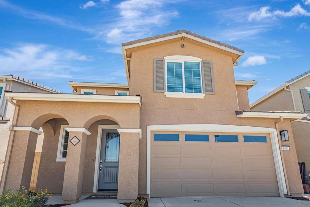 Hollister, CA 95023,1143 Coyote Peak WAY