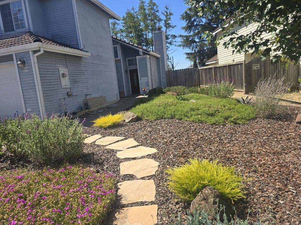 Vallejo, CA 94591,715 Knights CIR