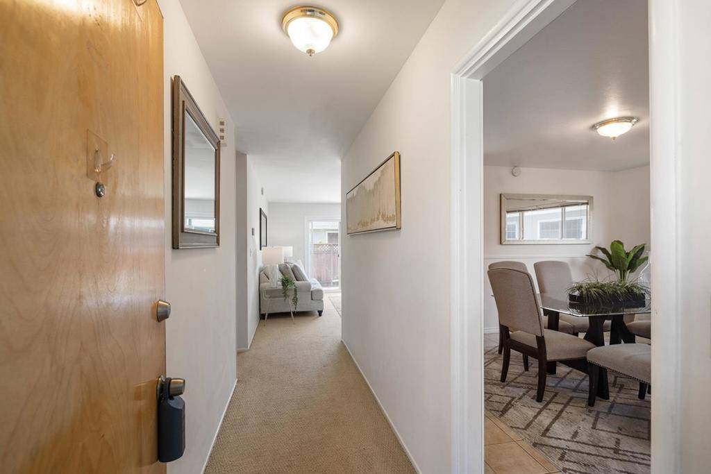 San Mateo, CA 94403,2225 Salisbury WAY