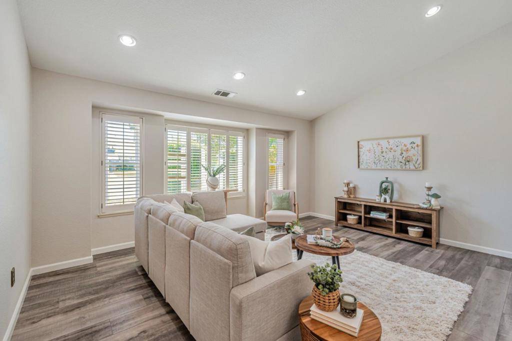 Turlock, CA 95382,4025 Santa Maria PL