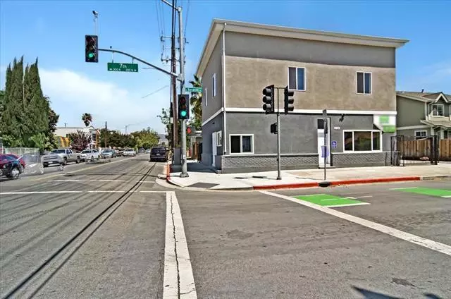 298 N 7th ST, San Jose, CA 95112