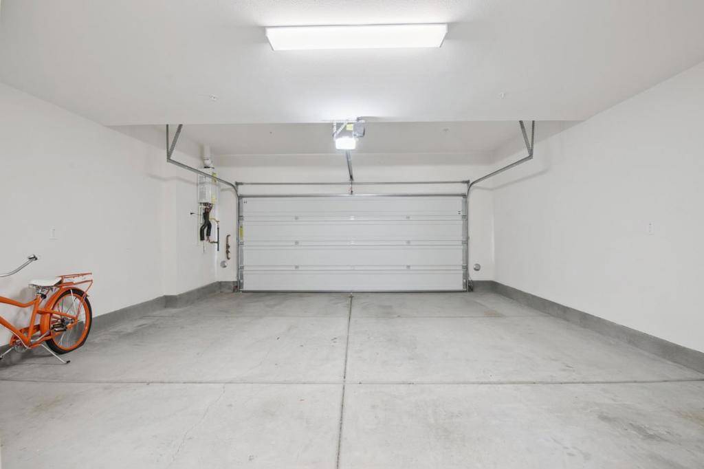 Irvine, CA 92618,132 Keeper