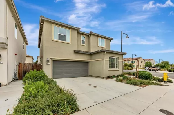 500 Duran DR, Hollister, CA 95023