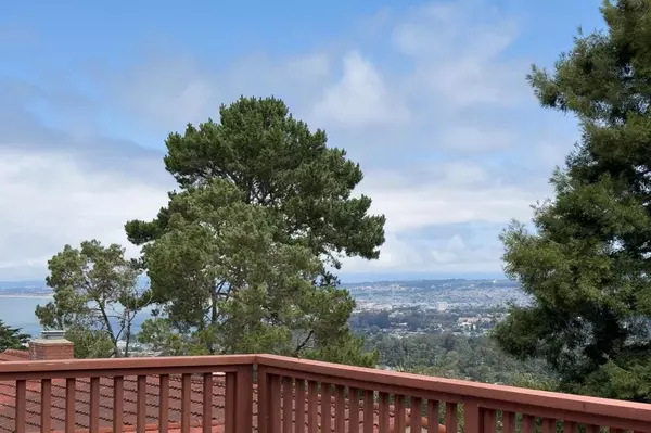 25 Linda Vista DR, Monterey, CA 93940