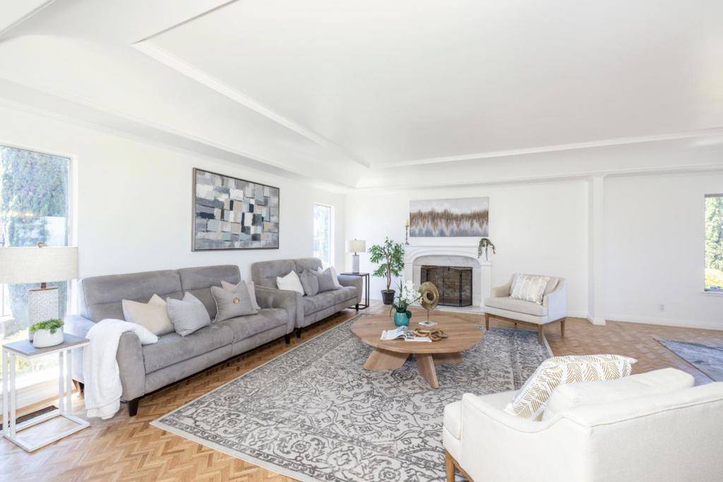 Burlingame, CA 94010,1822 Sebastian DR