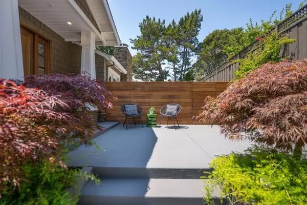 Hillsborough, CA 94010,30 Calaveras CT