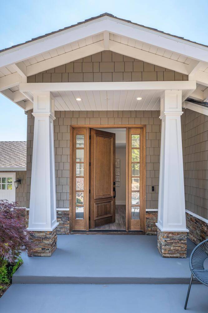 Hillsborough, CA 94010,30 Calaveras CT
