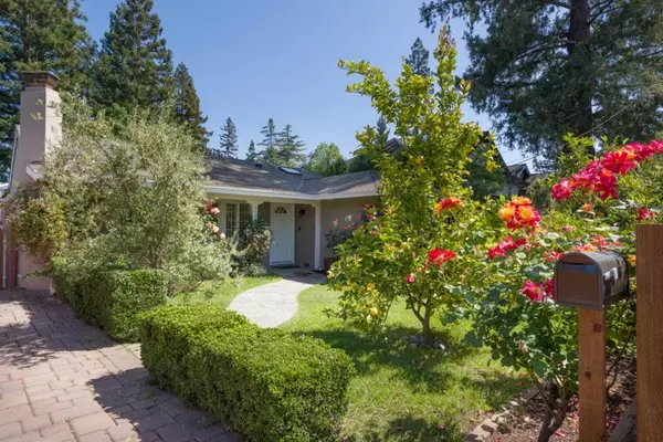 Menlo Park, CA 94025,2023 Valparaiso AVE