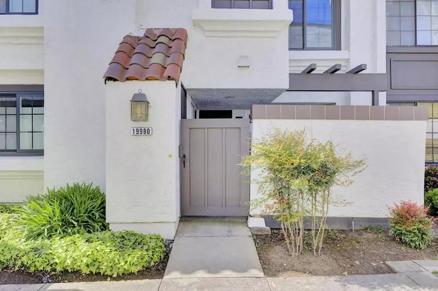 19980 Portal PLZ, Cupertino, CA 95014