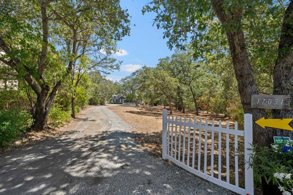 Los Gatos, CA 95030,17051 Wild WAY