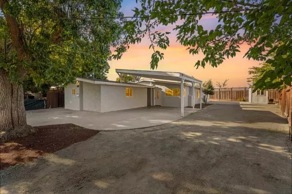 2887 Fordham ST, East Palo Alto, CA 94303