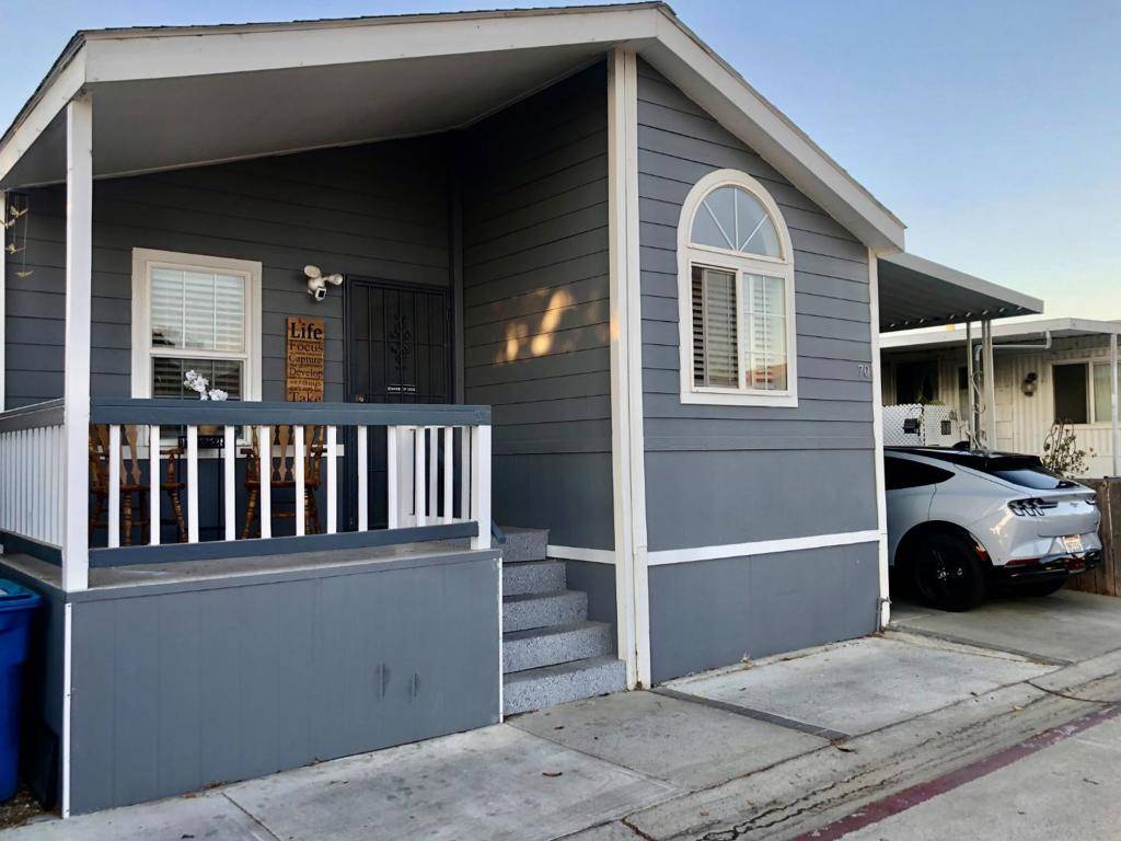 70 CHESTNUT, Hollister, CA 95023