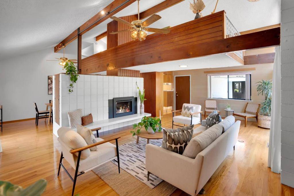Santa Cruz, CA 95065,631 Park WAY