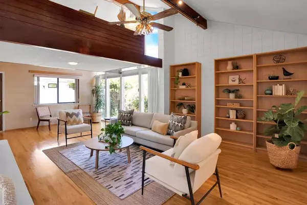 Santa Cruz, CA 95065,631 Park WAY