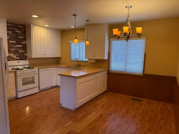Monterey, CA 93940,542 English AVE