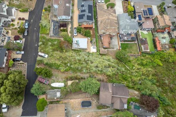 Pacifica, CA 94044,417 Athenian WAY