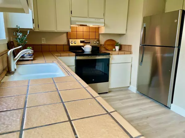 Aptos, CA 95003,110 Lloyd CT