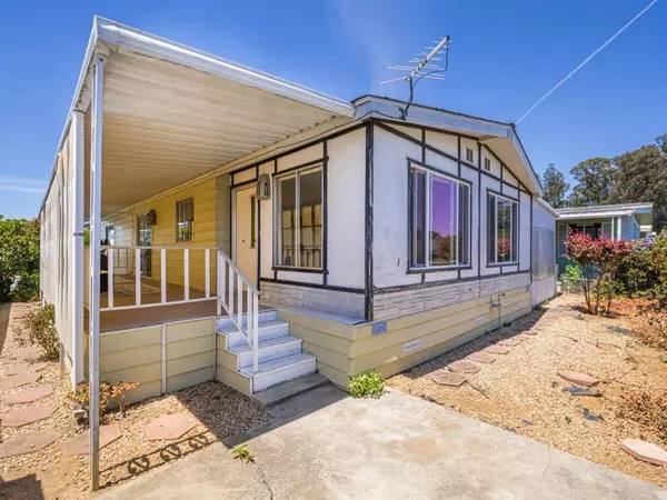Santa Cruz, CA 95062,2655 Brommer ST
