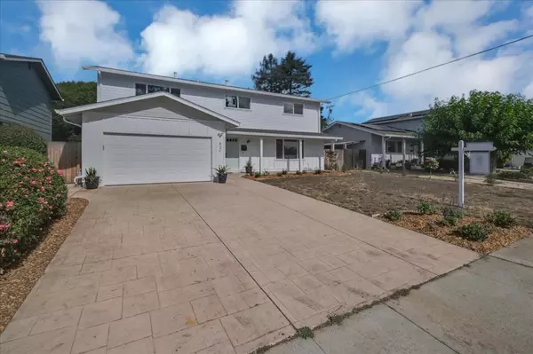 Capitola, CA 95010,621 Monterey AVE