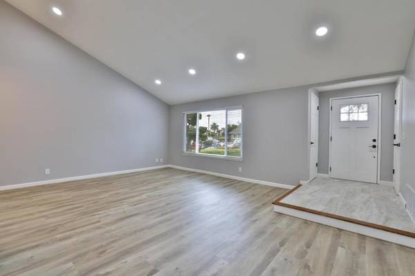 Milpitas, CA 95035,365 San Andreas DR