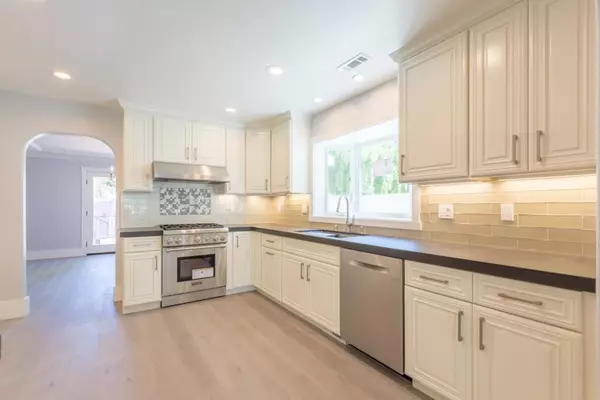 Palo Alto, CA 94301,235 Seale AVE
