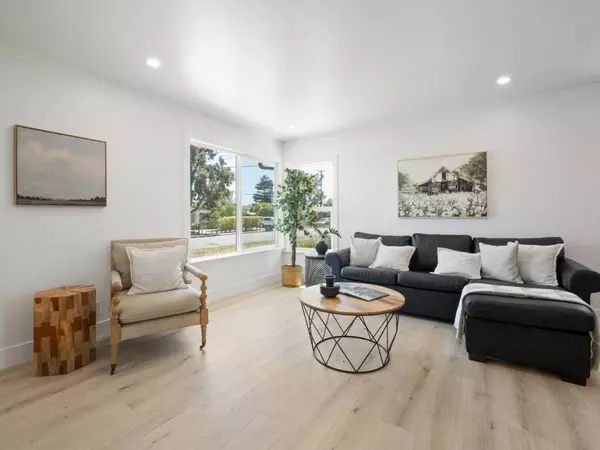 Santa Cruz, CA 95060,920 Delaware