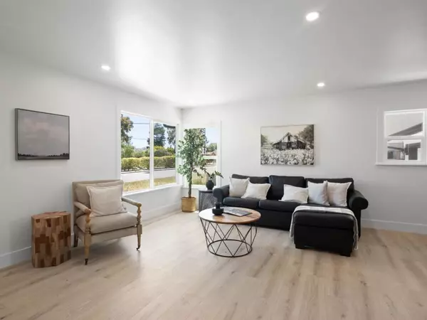Santa Cruz, CA 95060,920 Delaware