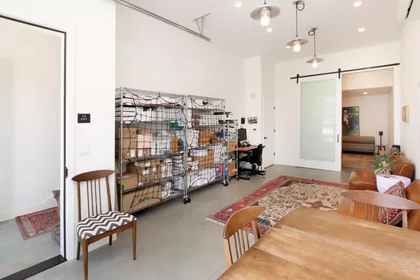 Santa Cruz, CA 95060,202 Panetta AVE #4