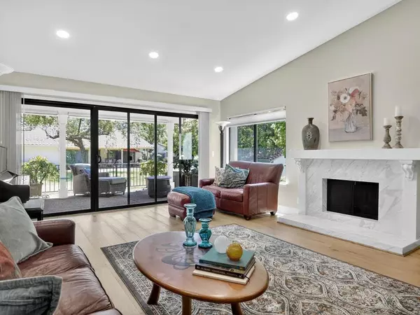 San Jose, CA 95135,8100 Cabernet CT