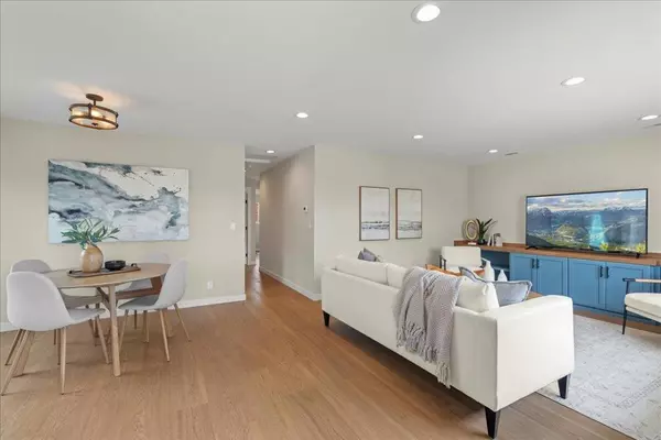 Hayward, CA 94544,613 Evangeline WAY