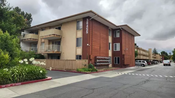 Fremont, CA 94536,38455 Bronson ST #325