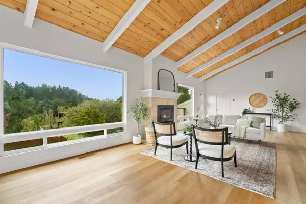 Santa Cruz, CA 95060,115 Calcita DR