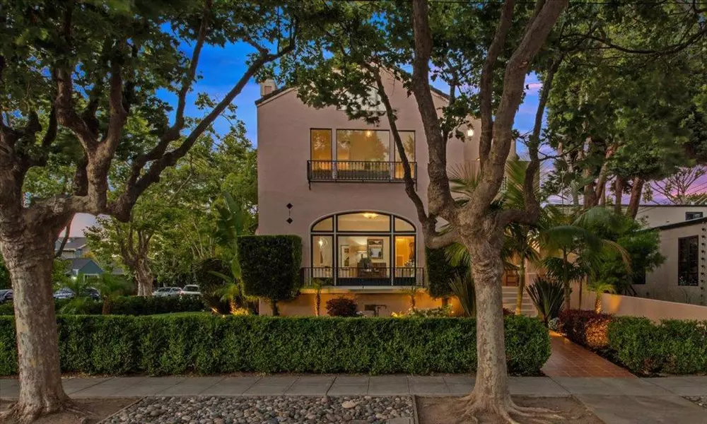 1107 Palm AVE, San Mateo, CA 94401