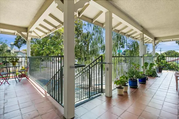 Sunnyvale, CA 94086,1002 W Iowa AVE