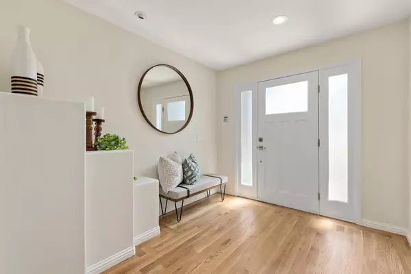 Mountain View, CA 94040,1152 Morton CT