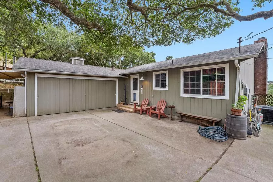 37 Vista DR, Salinas, CA 93907